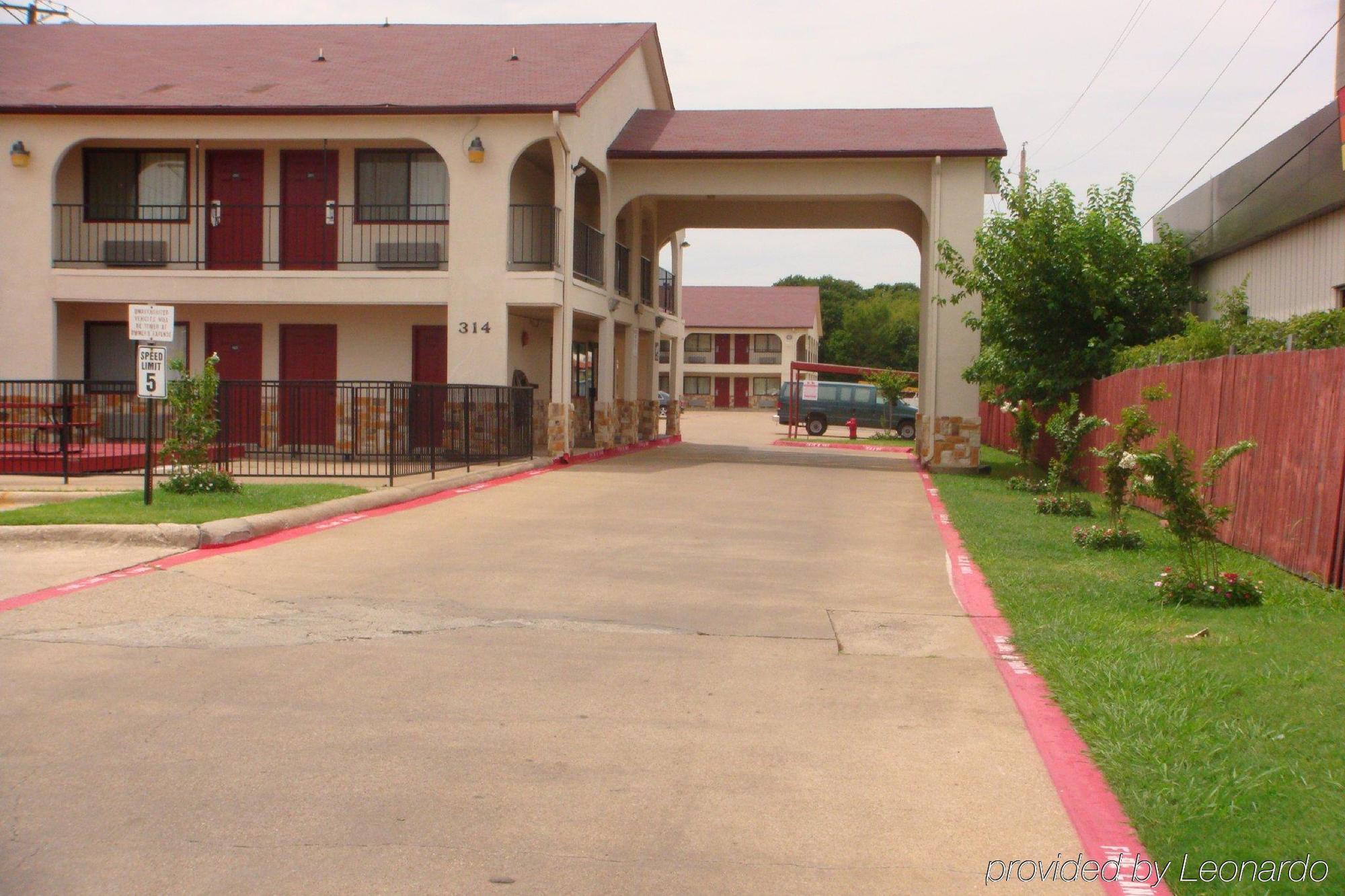 Executive Inn Of Arlington, Near At&T Stadium Dış mekan fotoğraf